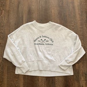 Abercrombie & Fitch cropped crew